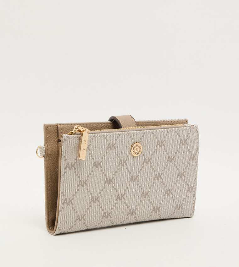 Logo Detail Zip Closure Wristlet