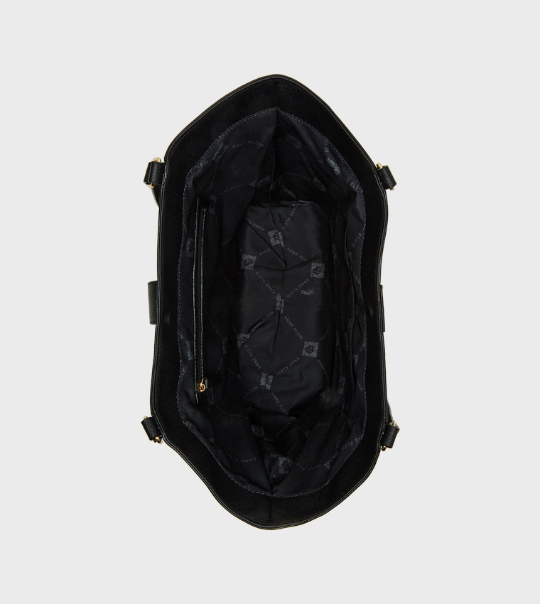 شنطة توت بمشبك