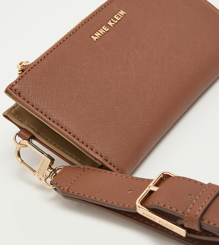 Textured Zippered Wallet