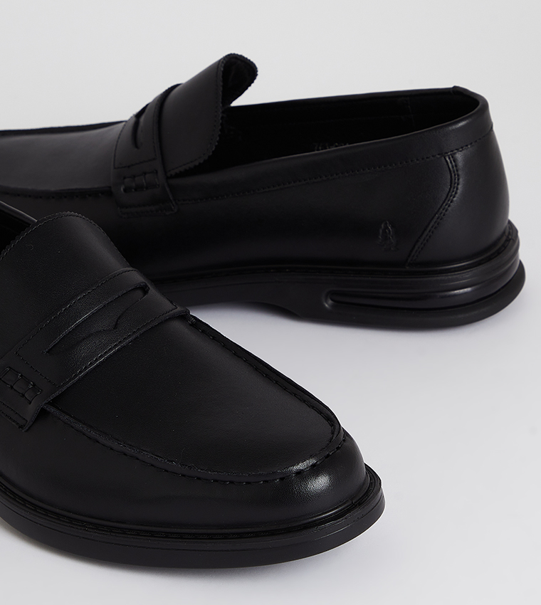 PALM Textured Round Toe Loafers