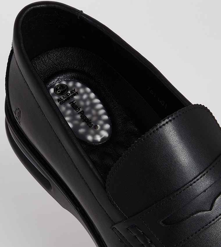 PALM Textured Round Toe Loafers