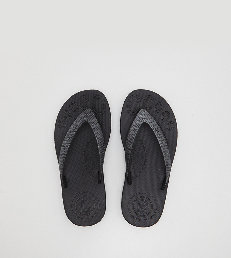 Textured Flip-Flops