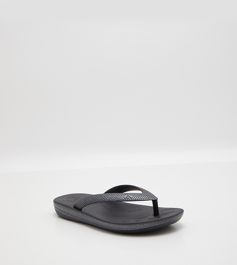 Textured Flip-Flops
