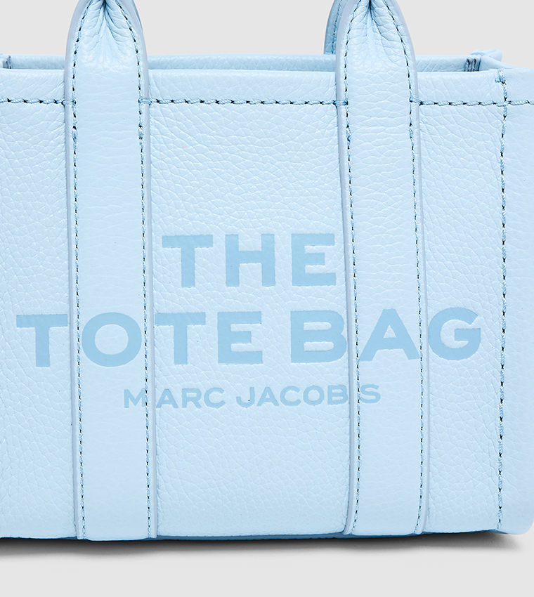 Textured Zip-Closure Tote Bag