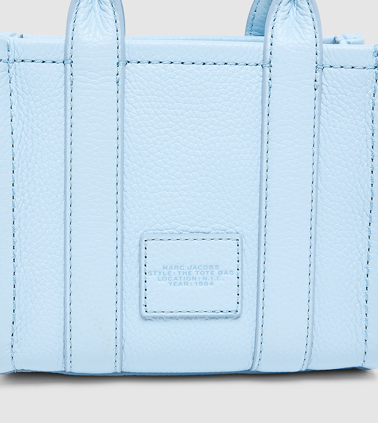 Textured Zip-Closure Tote Bag