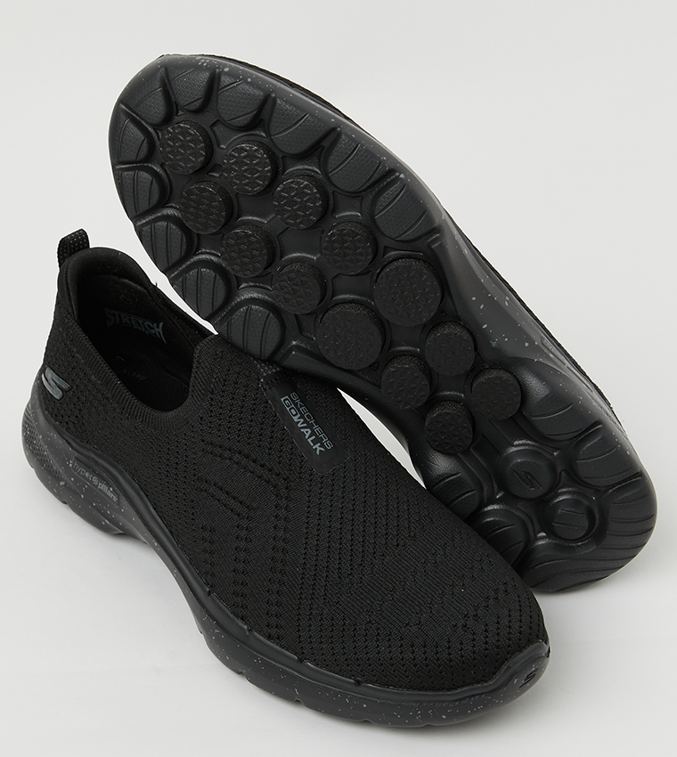 حذاء المشي بدون رباط