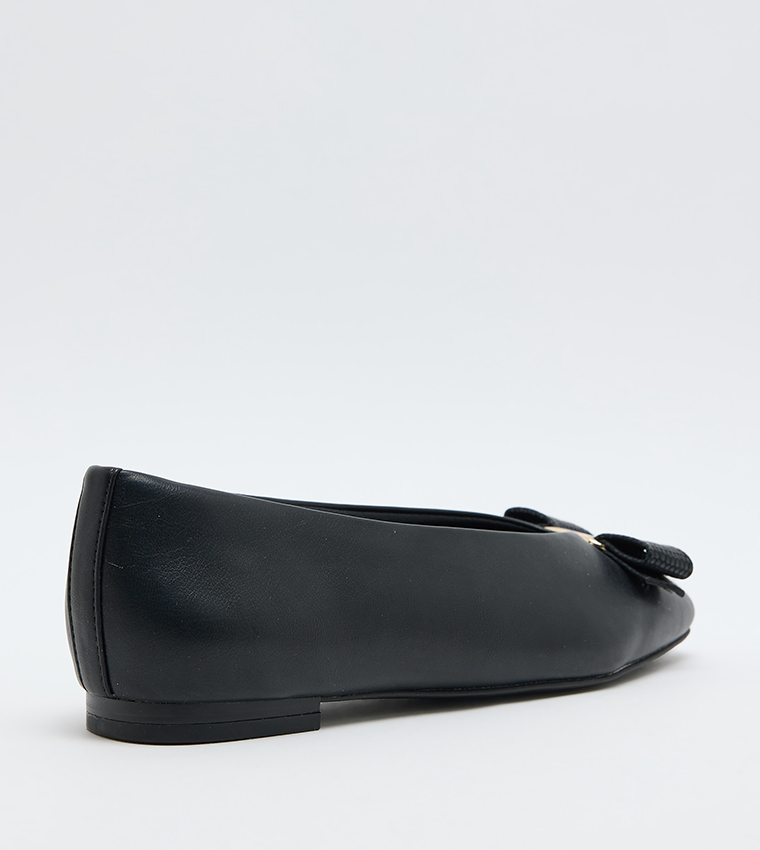 WILLOW Square Toe Ballerinas