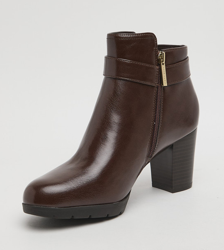 RUMO Block Heel Ankle Boots