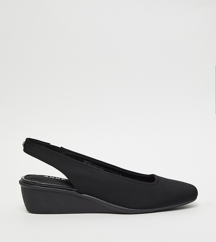 WITTY Solid Slingback Pumps
