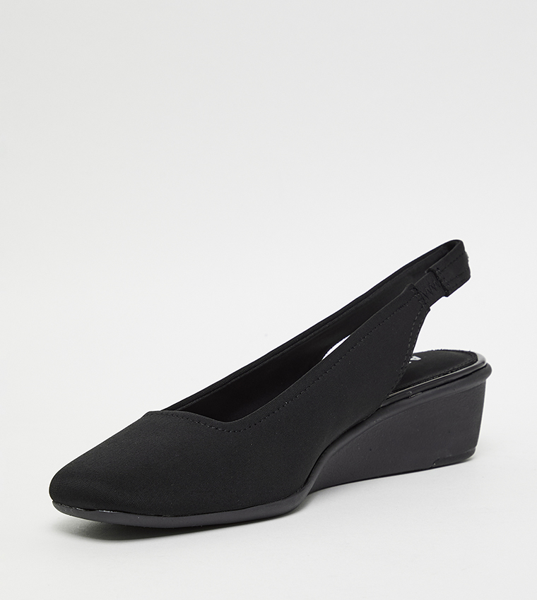 WITTY Solid Slingback Pumps