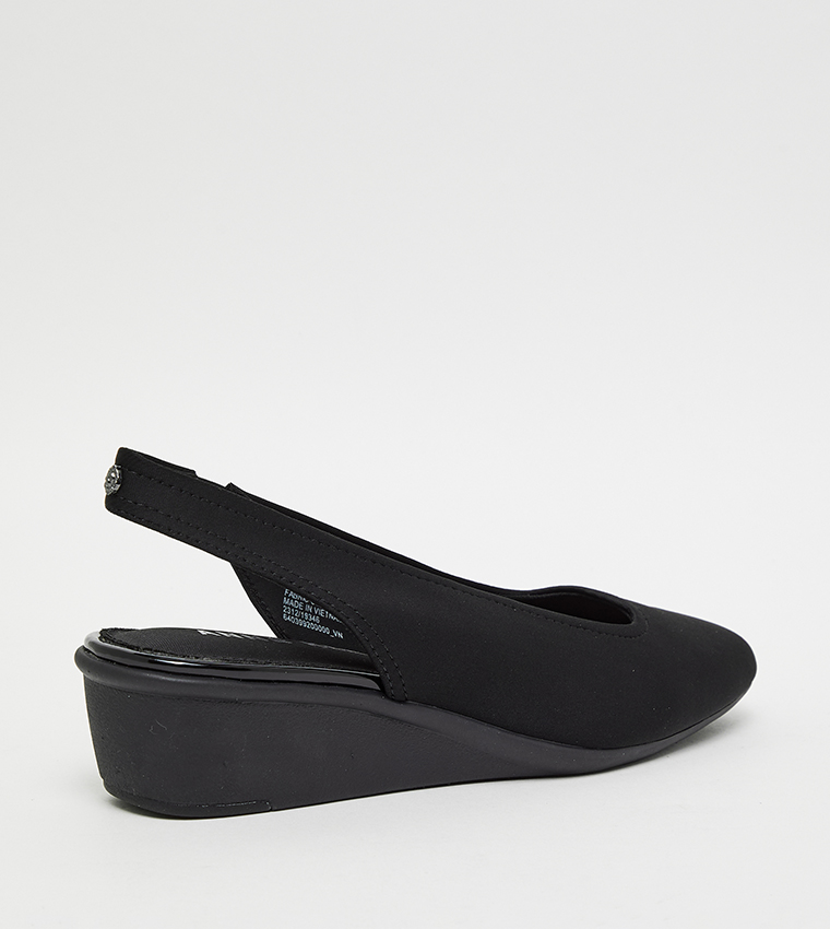 WITTY Solid Slingback Pumps
