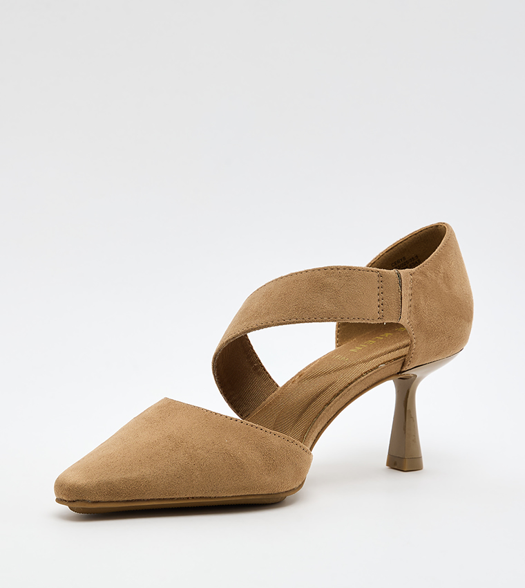 CERYS Textured Pointed Toe Pumps