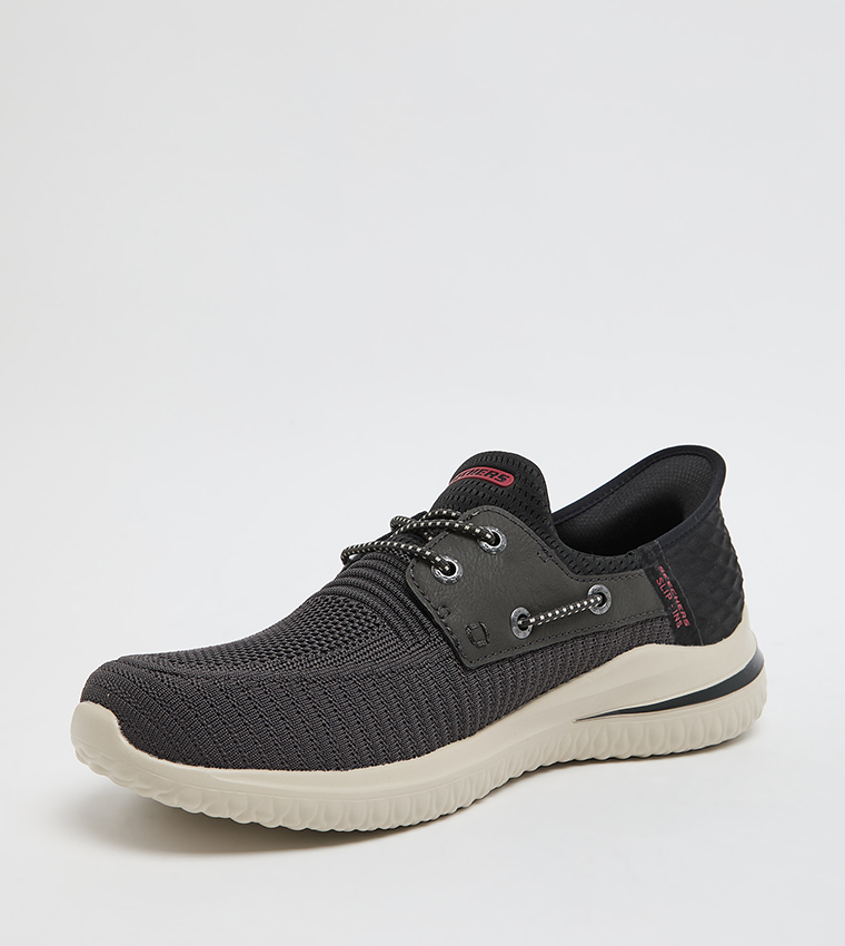DELSON 3.0 - ROTH Logo Detail Knitted Shoes