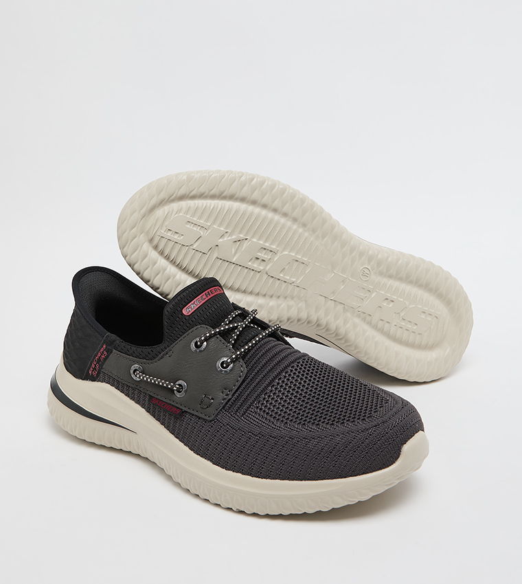 DELSON 3.0 - ROTH Logo Detail Knitted Shoes