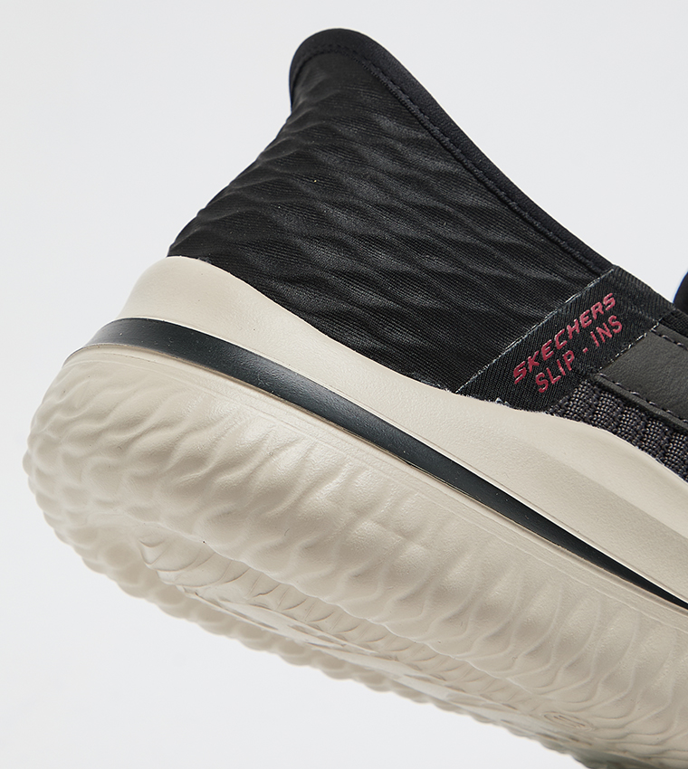 DELSON 3.0 - ROTH Logo Detail Knitted Shoes