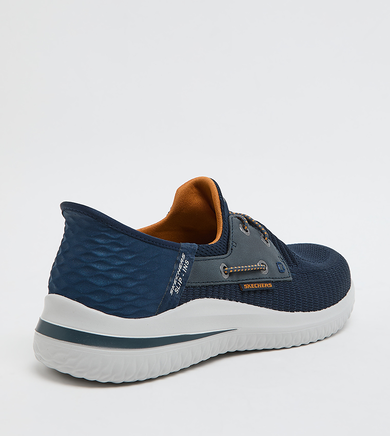DELSON 3.0 - ROTH Logo Detail Knitted Shoes