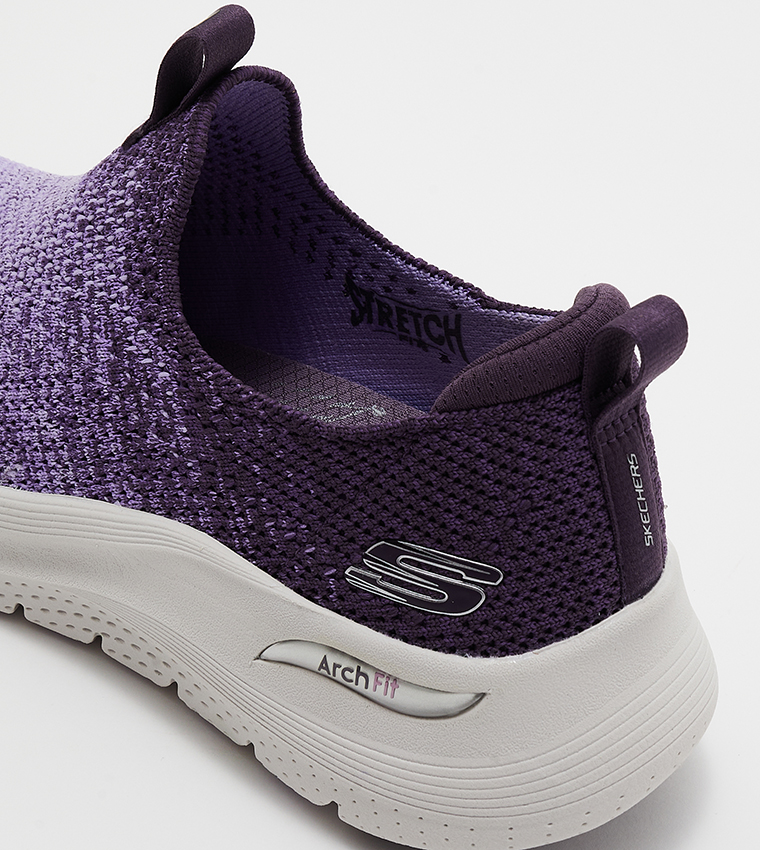 حذاء سليب أون آرتش فيت