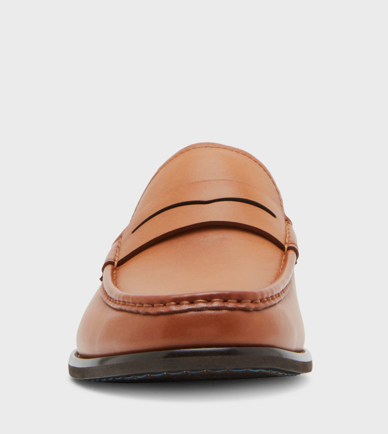 حذاء لوفر سليب أون 