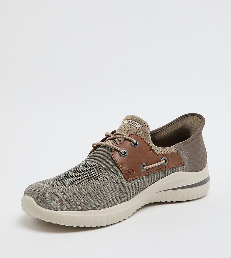 DELSON 3.0 Logo Detail Knitted Shoes