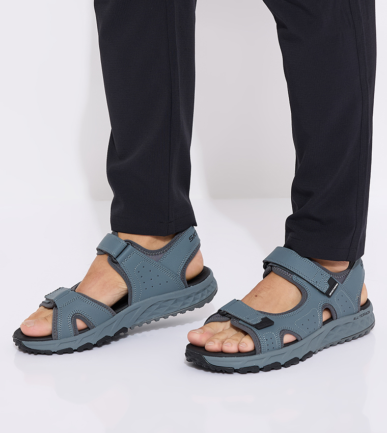 صندل بشريط فيلكرو 