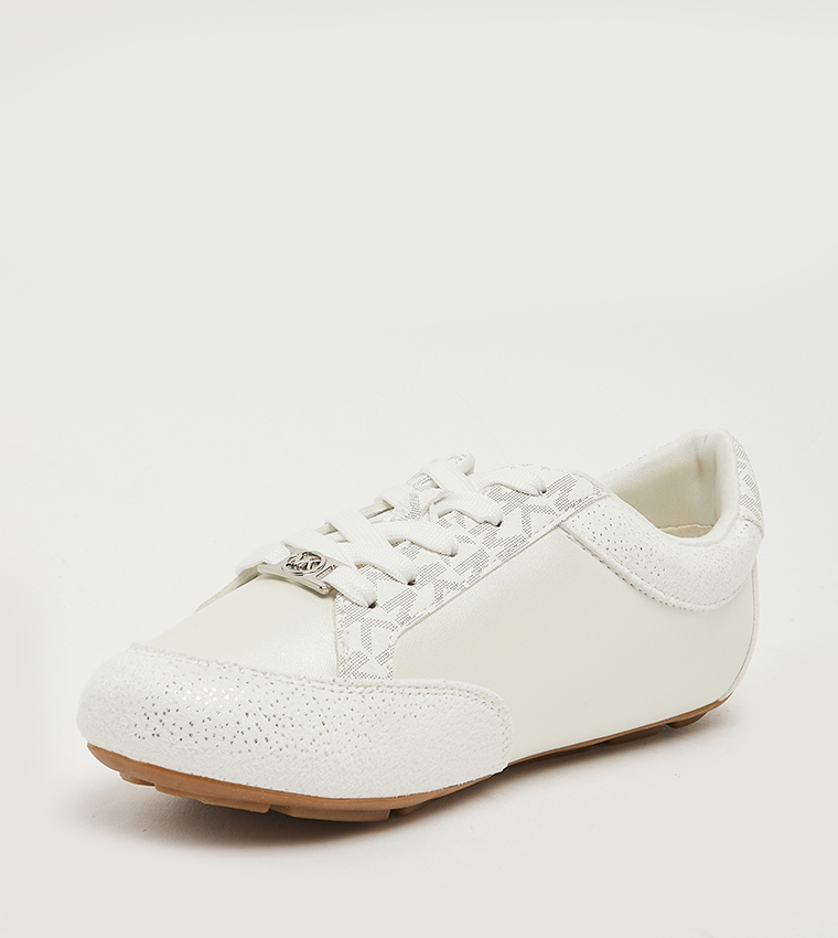 SUSIE Round Toe Lace-Up Sneakers