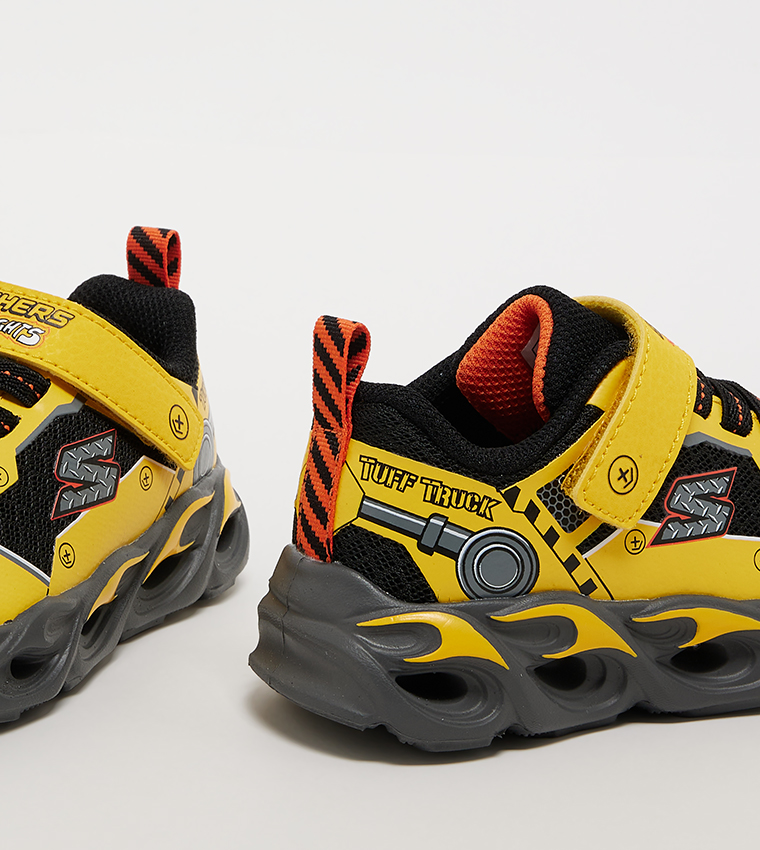 THERMO-FLASH Velcro Closure Sneakers