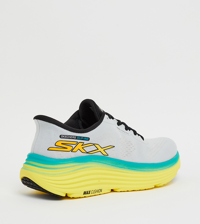 MAX CUSHIONING ENDEAVOUR Runner Sneakers