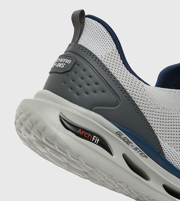 ARCH FIT ORVAN Logo Detail Lace-Up Shoes