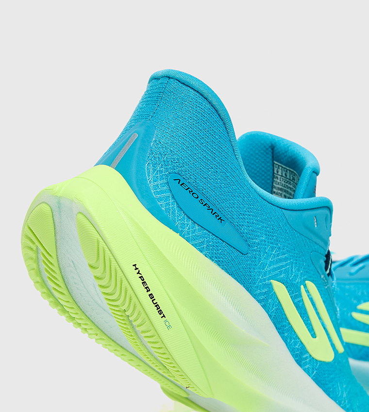 حذاء جري أيرو سبارك