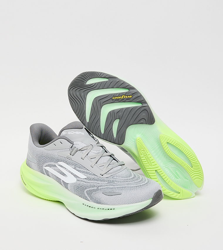 AERO SPARK Running Shoes