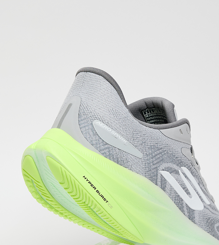 AERO SPARK Running Shoes