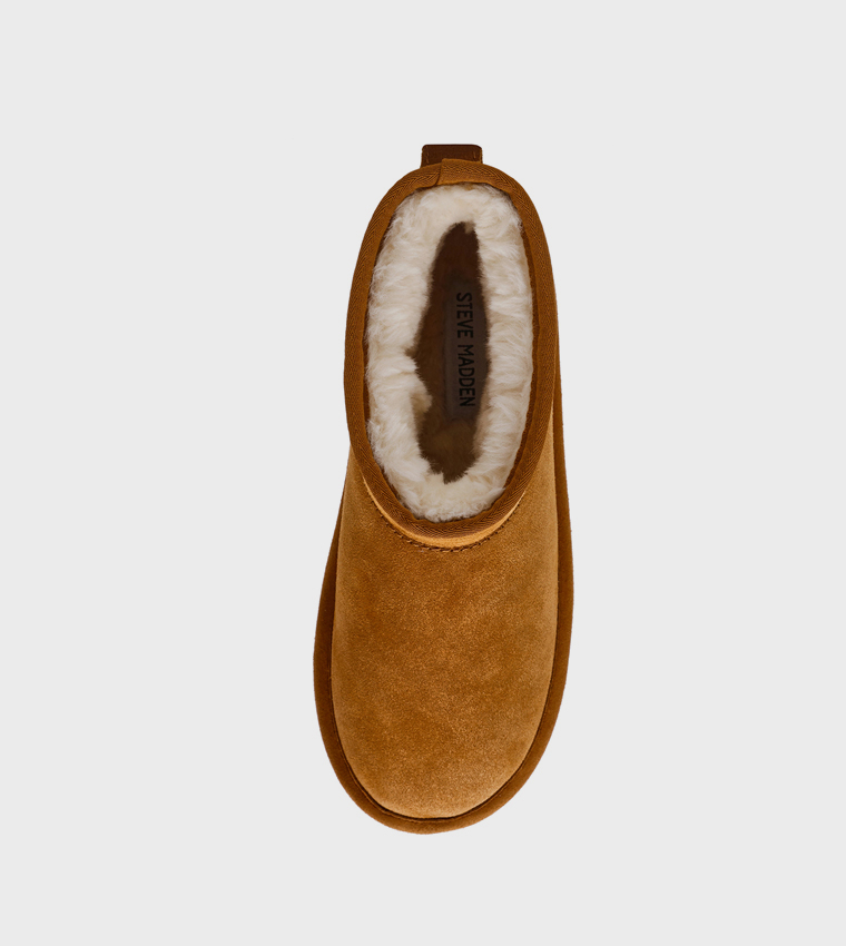 بوت قصير بمقدمة مستديرة