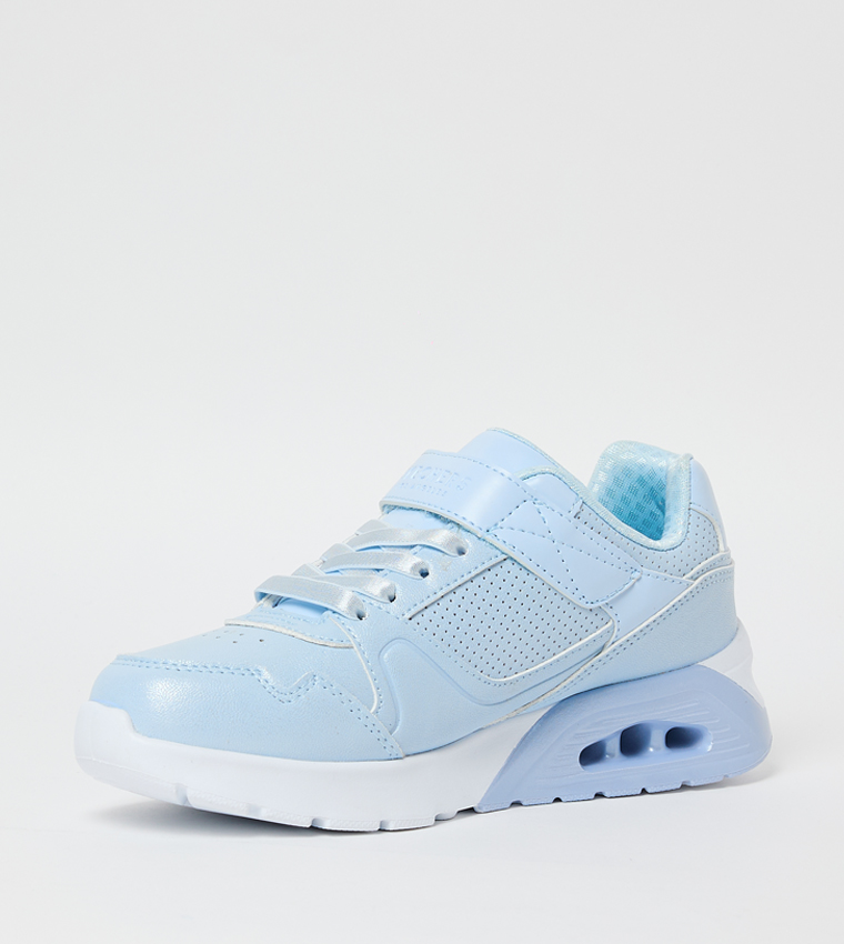 حذاء رياضي بشريط فيلكرو بنقشة