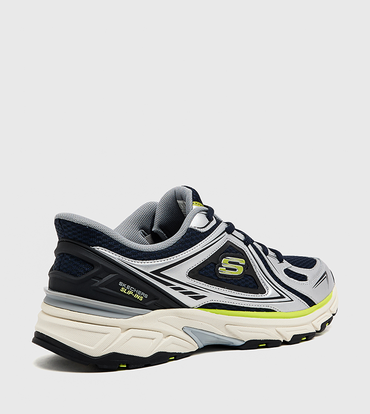 STAMINA Lace-Up Running Shoes