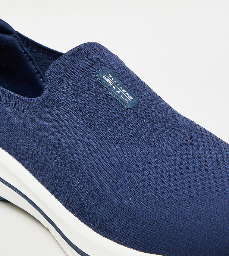 GO WALK 8 Slip-On Shoes