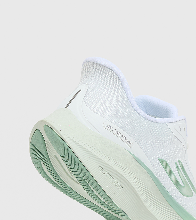 حذاء سليب أون أيرو بالس 