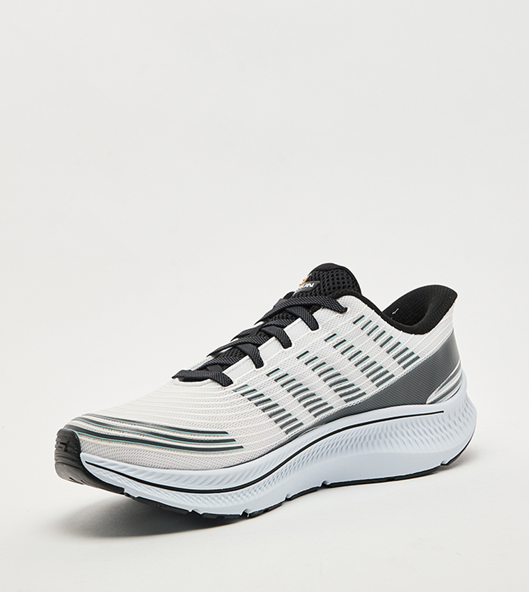 GO RUN CONSISTENT 2.0 Textured Lace-Up Shoes