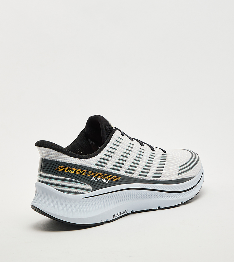 GO RUN CONSISTENT 2.0 Textured Lace-Up Shoes