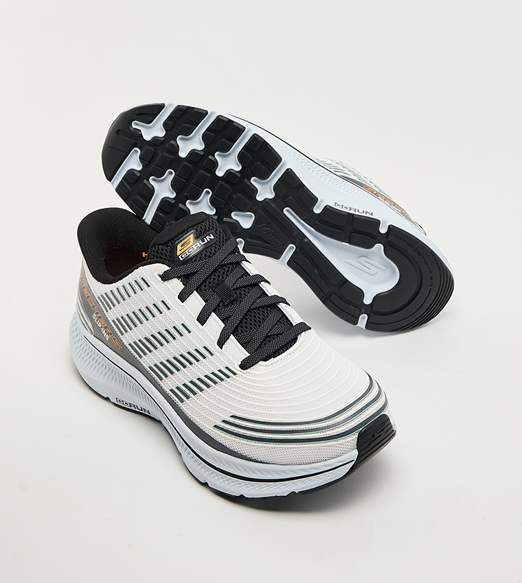 GO RUN CONSISTENT 2.0 Textured Lace-Up Shoes