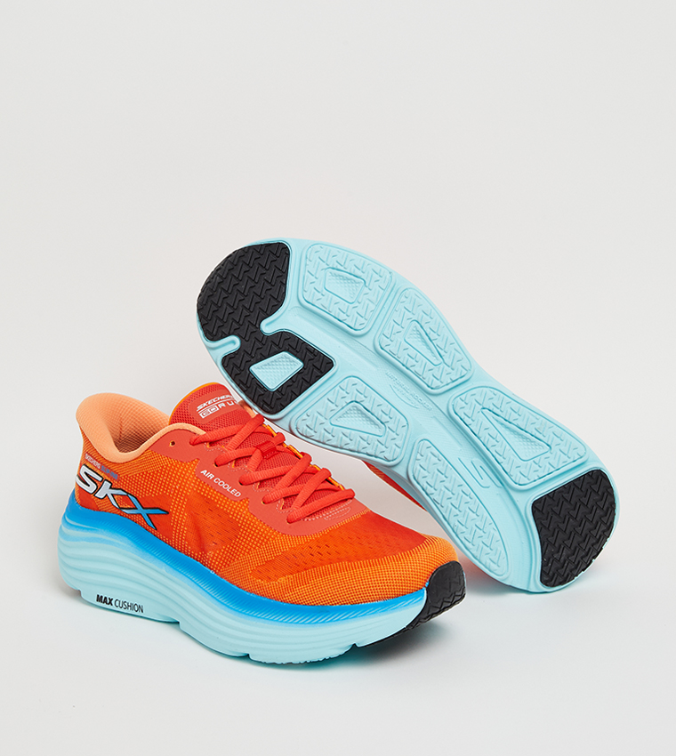 MAX CUSHIONING ENDEAVOUR Runner Sneakers