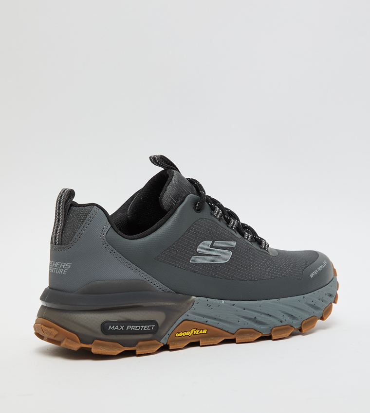 MAX PROTECT Textured Lace-Up Shoes