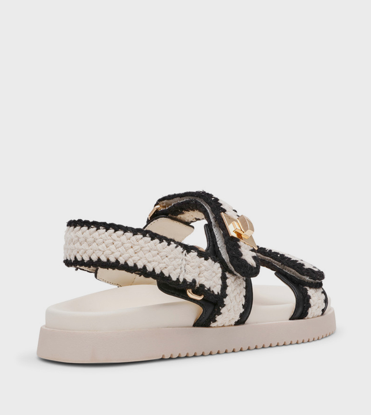 ستيف مادن  الصنادل المسطحة - أبيض Flat Sandals