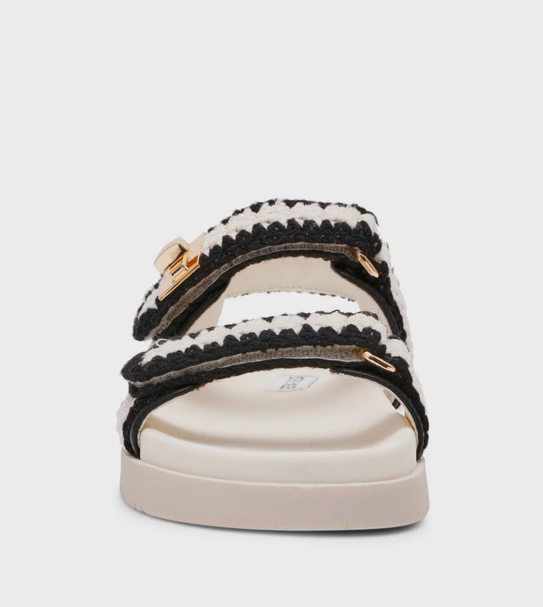 ستيف مادن  الصنادل المسطحة - أبيض Flat Sandals