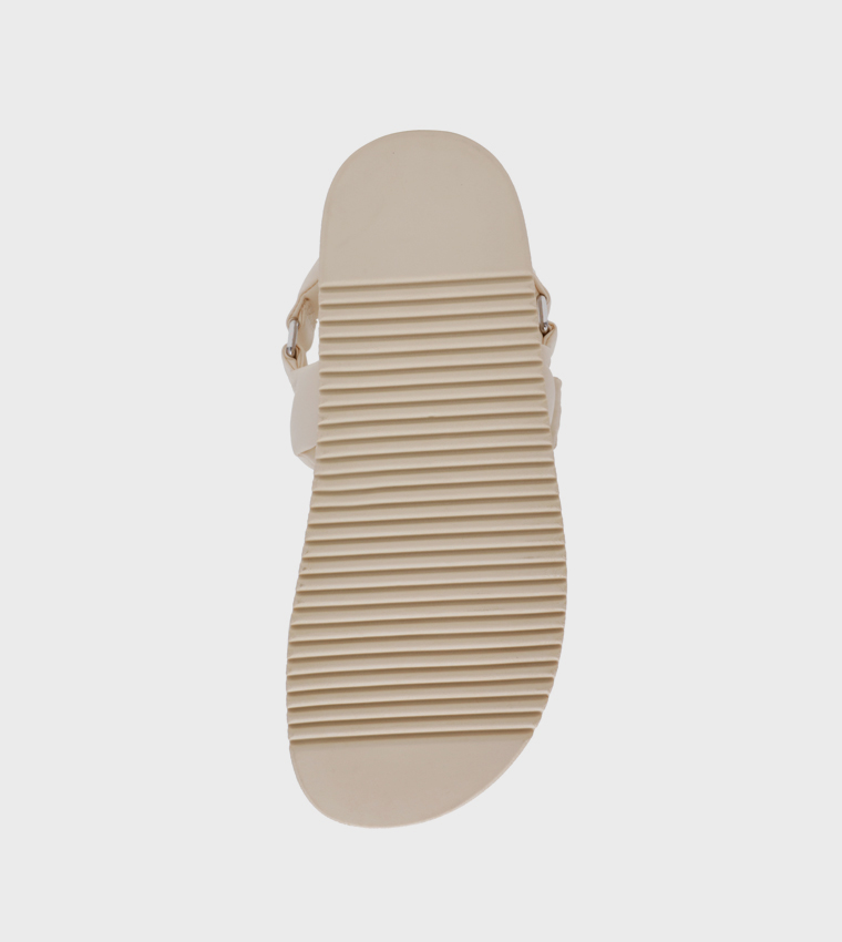 ستيف مادن  الصنادل المسطحة - كريمي  Flat Sandals