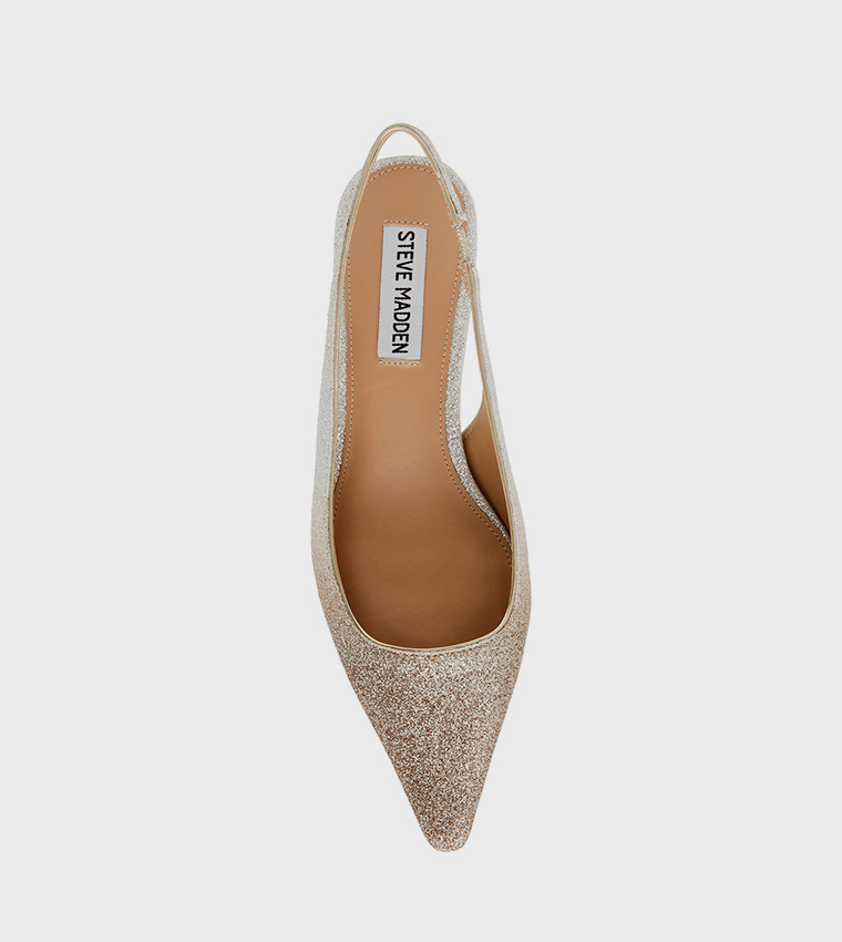 حذاء كعب بمقدمة مدببة وحزام خلفي 