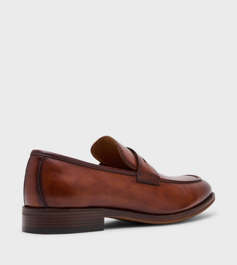 TREASURE Slip-On Formal Shoes