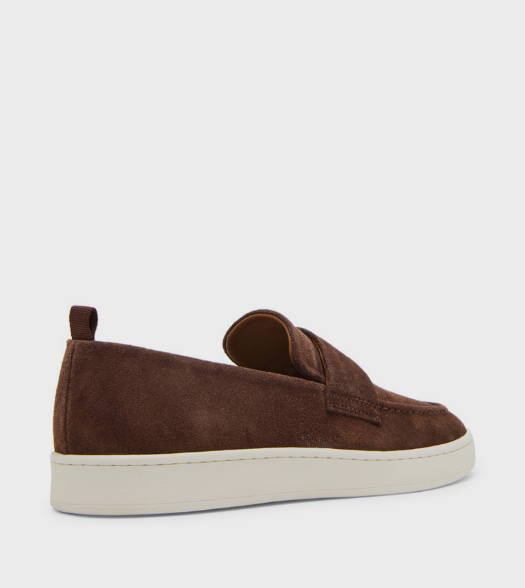 HANNSON Round Toe Slip-On Shoes