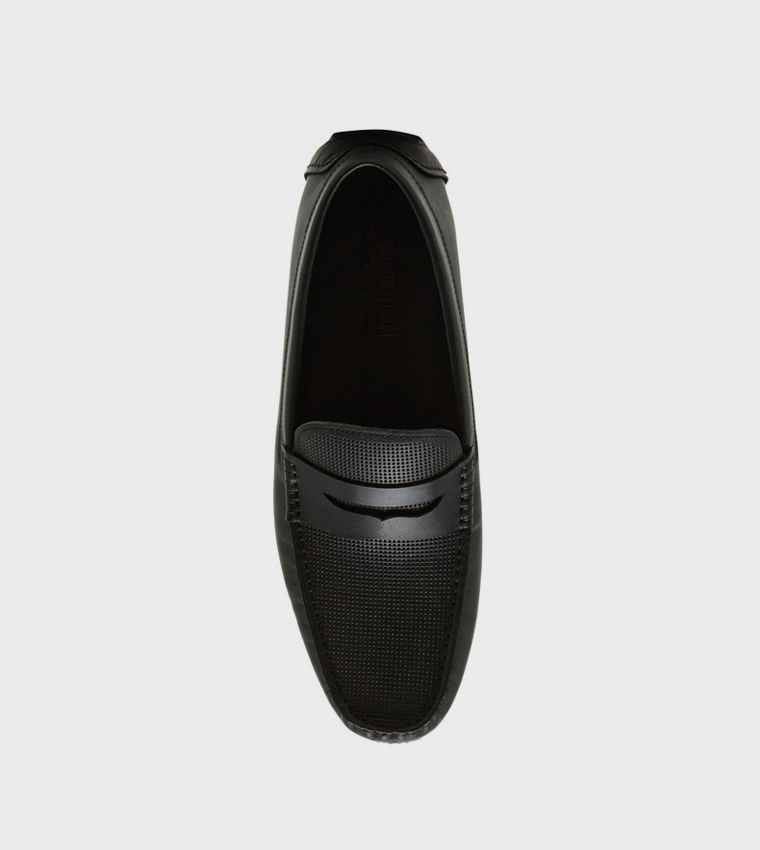 لوفر بمقدمة مستديرة 