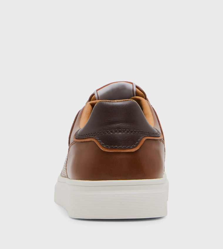 SAUL Low Top Sneakers