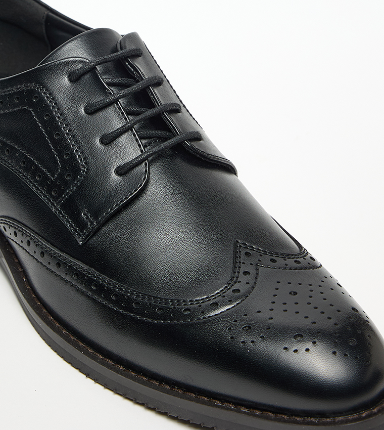 MAYMMERS Lace-Up Derby Shoes